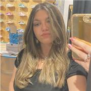 Sono laureata in scienze dell’educazione ed ho frequentato il liceo scientifico tradizionale, ripetizioni per prim., media, super